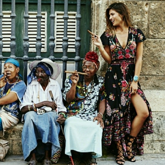 🌷Irregular🌷Vineyards Maxi Hotel Paradiso - Picture 6 of 6